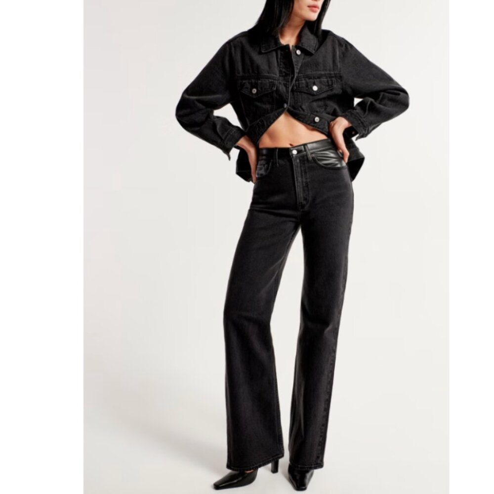 Abercrombie Mixed Fabric High Rise 90s Relaxed Jean (leather)